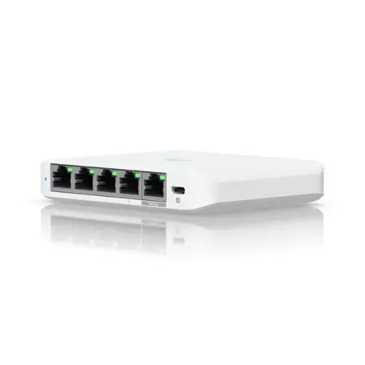 [3710177] Ubiquiti Switch UniFi 5xRJ45 2.5GBit Compact (incl. NT) Powered by 802.3af/at PoE or USB Type C, Fanless